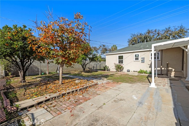 Detail Gallery Image 33 of 45 For 2100 W Valencia Dr, Fullerton,  CA 92833 - 3 Beds | 1 Baths