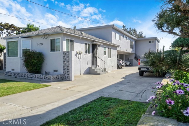 Detail Gallery Image 4 of 18 For 14724 S Budlong, Gardena,  CA 90247 - – Beds | – Baths