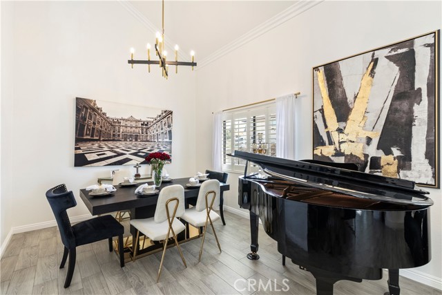 Detail Gallery Image 9 of 24 For 14272 Laurel Dr, Riverside,  CA 92503 - 3 Beds | 2/1 Baths