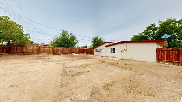 16631 Joshua Street, Victorville CA: https://media.crmls.org/medias/fd779271-e9b4-48a3-a0b6-36719338448e.jpg