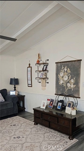 20683 Waalew Road, Apple Valley CA: https://media.crmls.org/medias/fd77f1ab-2120-4740-a266-d41a84779cae.jpg