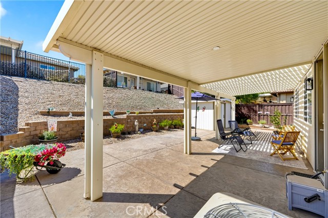 177 Janzen Way, Hemet CA: https://media.crmls.org/medias/fd7851ea-8af2-4511-999c-c2a5d766729f.jpg