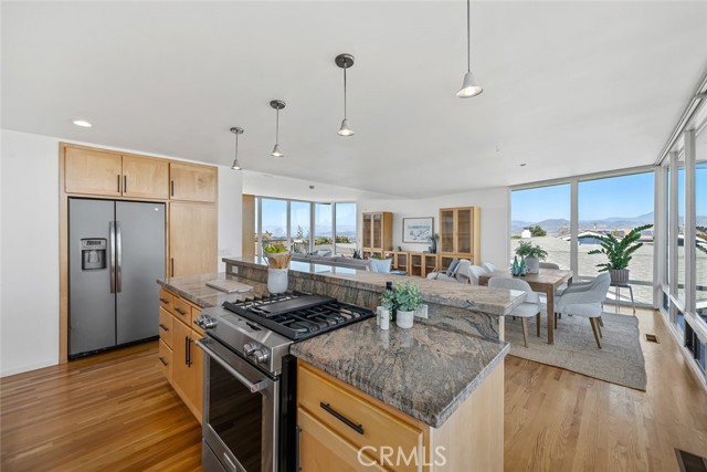 2570 Bay Vista Lane, Los Osos CA: https://media.crmls.org/medias/fd7907ec-97eb-4d69-bd90-dcf2b3afc944.jpg
