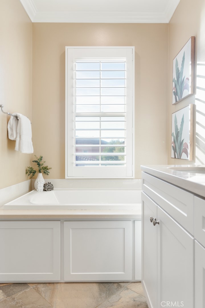 Fd7936ba 94e6 4e09 A519 A2e980ee9491