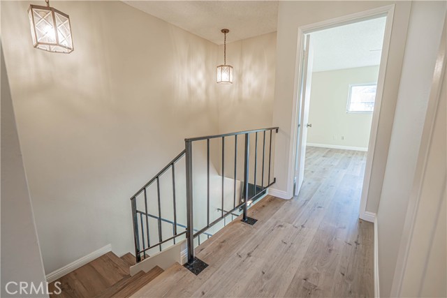 Detail Gallery Image 11 of 35 For 8323 Grenoble #32,  Sunland,  CA 91040 - 3 Beds | 2/1 Baths