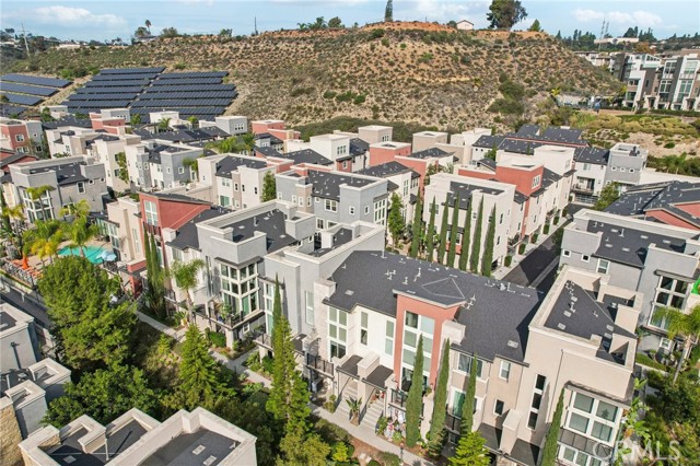 Detail Gallery Image 37 of 60 For 7887 Stylus, San Diego,  CA 92108 - 2 Beds | 2/1 Baths