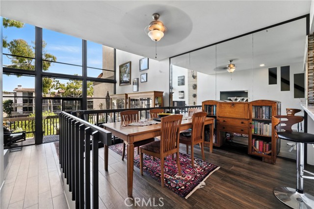 7322 Marina Pacifica N Drive, Long Beach CA: https://media.crmls.org/medias/fd7a96c2-8f6a-4a81-bf73-909cba2862c0.jpg