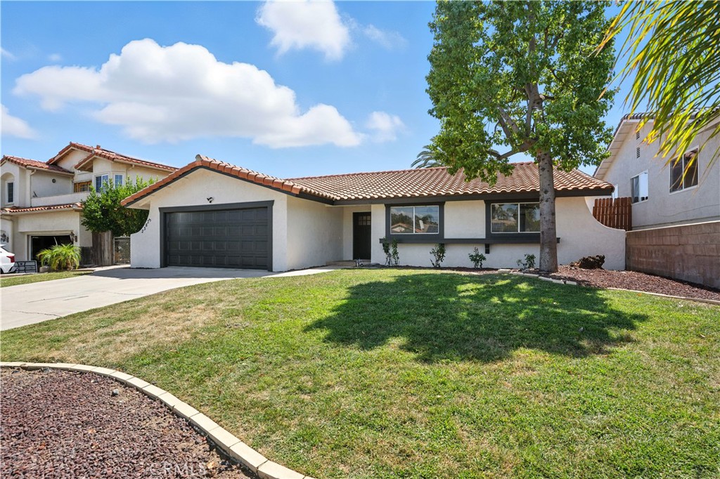 23825 N Canyon Lake Drive