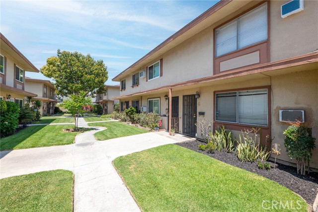 Detail Gallery Image 42 of 43 For 8804 Valley View St #C,  Buena Park,  CA 90620 - 2 Beds | 1/1 Baths