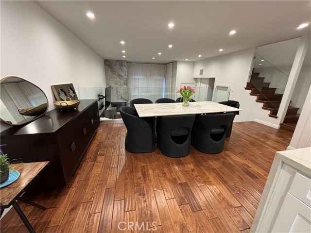 5533 Edward E Horton Lane, Encino CA: https://media.crmls.org/medias/fd7dd648-4d9a-4f85-ad1e-b23166cfa535.jpg