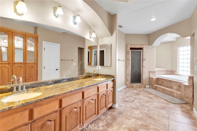 Detail Gallery Image 39 of 65 For 17412 Danbury Ave, Hesperia,  CA 92345 - 6 Beds | 3 Baths