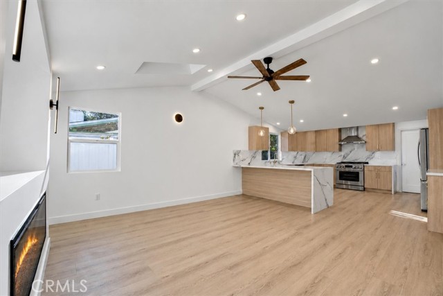 11158 Orion Ave photo 11