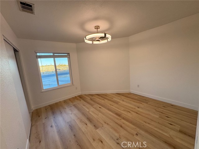 Detail Gallery Image 17 of 75 For 10333 Tamarisk Ave, Hesperia,  CA 92345 - 3 Beds | 2 Baths