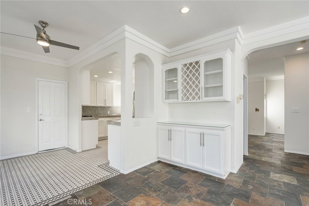 MLS #SB25257120 image #9