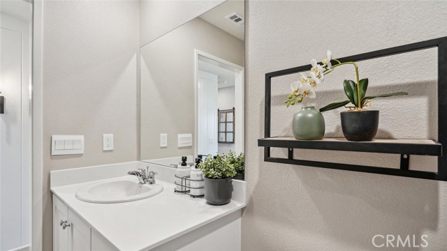 Detail Gallery Image 11 of 17 For 31095 London Plane Dr, Winchester,  CA 92596 - 3 Beds | 2 Baths