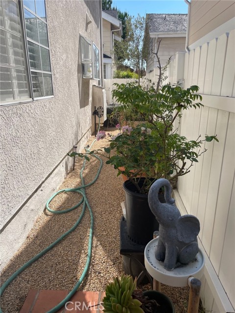 Detail Gallery Image 14 of 46 For 1960 E Villa St, Pasadena,  CA 91107 - 3 Beds | 2/1 Baths