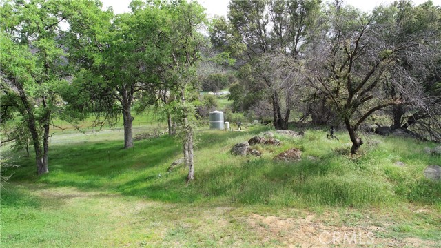 Detail Gallery Image 12 of 12 For 4067 Triangle Rd, Mariposa,  CA 95338 - – Beds | – Baths