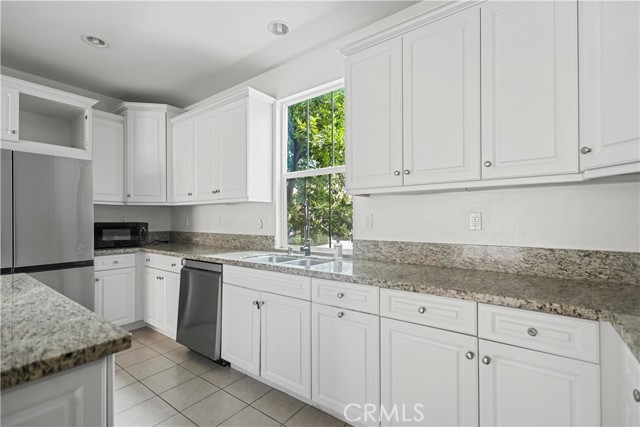 Detail Gallery Image 18 of 56 For 217 Wicker, Irvine,  CA 92618 - 4 Beds | 3 Baths