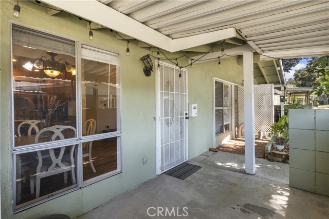 Detail Gallery Image 6 of 39 For 19226 Avenue of the Oaks a,  Newhall,  CA 91321 - 2 Beds | 1 Baths