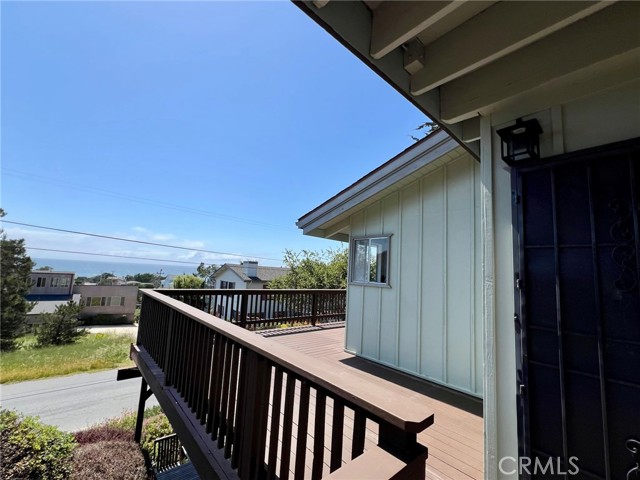 Detail Gallery Image 4 of 35 For 1950 Oxford Ave, Cambria,  CA 93428 - 3 Beds | 2 Baths