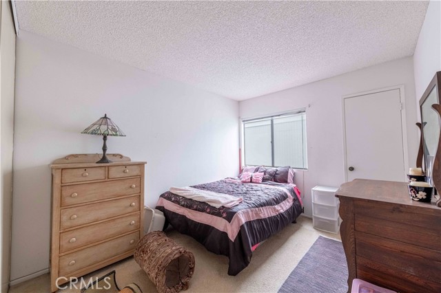 1363 San Simeon Court, Ventura CA: https://media.crmls.org/medias/fd820f63-e990-4996-9244-7dd56af1895e.jpg
