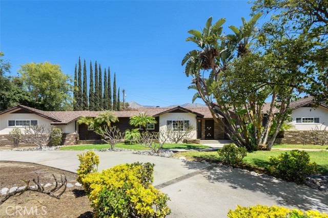 451 W FOOTHILL Boulevard, Arcadia CA: https://media.crmls.org/medias/fd821bec-d204-4762-aad1-0e719ecb35f2.jpg