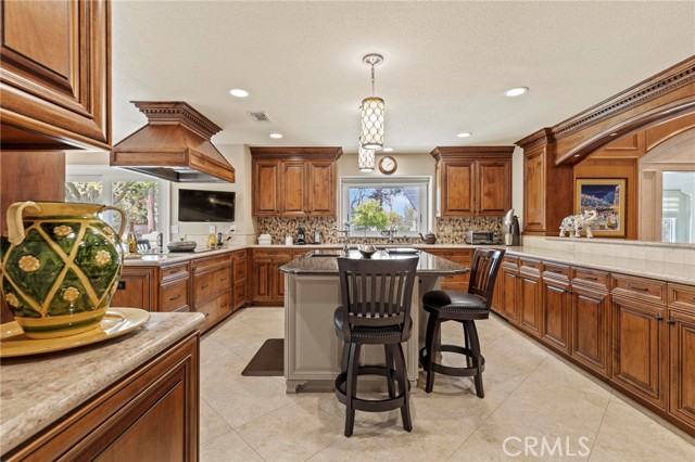 668 Gabriel Avenue, Yuba City CA: https://media.crmls.org/medias/fd822440-8dad-4d08-ae16-1ddaaabc2adc.jpg