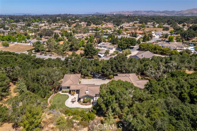 615 Sweet Donna Place, Nipomo CA: https://media.crmls.org/medias/fd823c76-c54e-4d73-a7b8-b6a85ee00de0.jpg