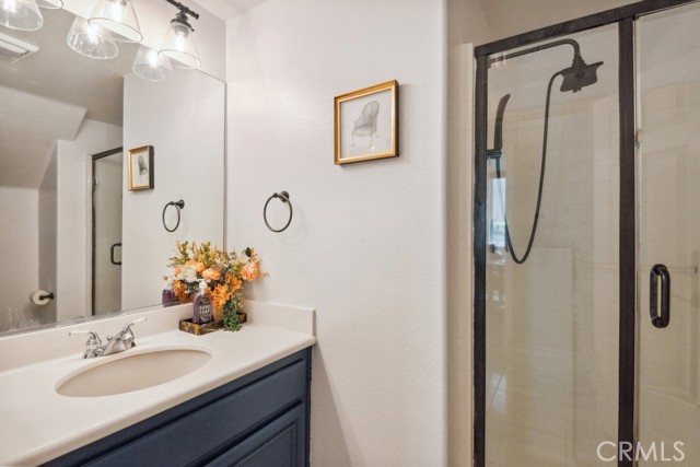 Detail Gallery Image 14 of 41 For 5460 Turin Way, Fontana,  CA 92336 - 4 Beds | 3 Baths