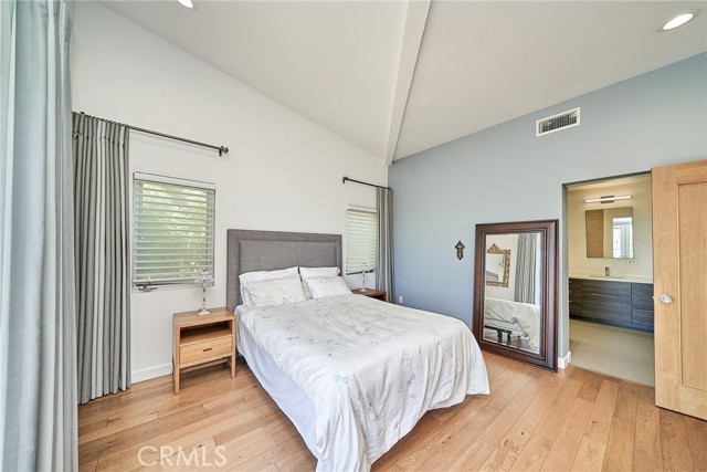 3321 Moore Street, Los Angeles CA: https://media.crmls.org/medias/fd83b706-81f3-408a-8897-a49af23cd158.jpg