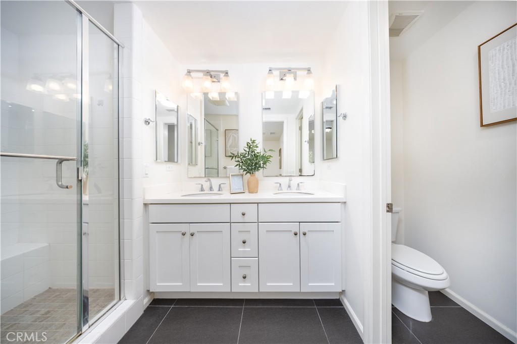 Fd83fd33 81ef 46a0 8b83 03f2a0e69884