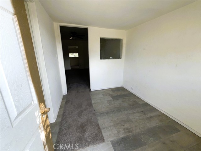 Detail Gallery Image 3 of 26 For 412 Mary, Maricopa,  CA 93252 - 3 Beds | 1 Baths