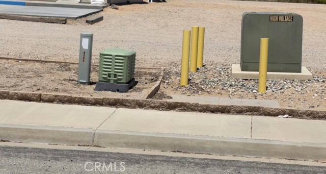 0 South Loop, California City CA: https://media.crmls.org/medias/fd852bd2-3c62-4367-a6f0-63d5e95b4df1.jpg