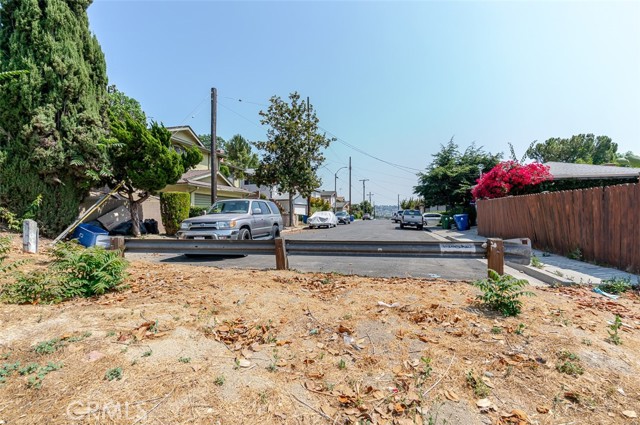 Image 15 of 31 For 2408 Eastern Avenue