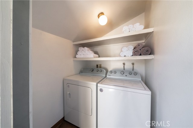 Detail Gallery Image 19 of 22 For 19034 Rockwood, Yorba Linda,  CA 92886 - 2 Beds | 2 Baths