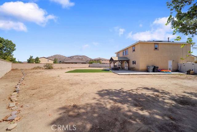 804 Amadova Dr, Perris, CA 92571 photo 32