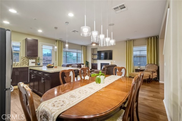 Detail Gallery Image 13 of 43 For 2076 Blue Oak Ln, Vista,  CA 92084 - 3 Beds | 2/1 Baths