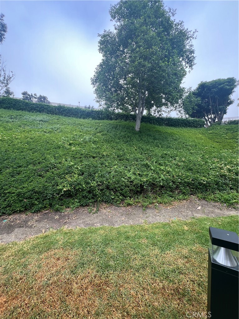 MLS #OC25121523 img 2