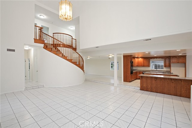 Image 6 of 45 For 9618 Samoline Avenue