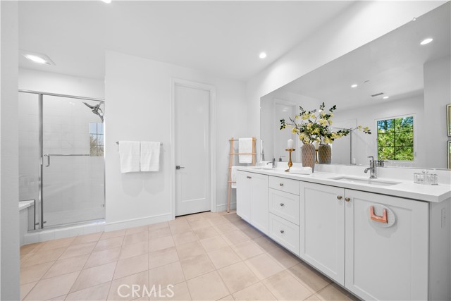Detail Gallery Image 30 of 50 For 121 Toretta, Irvine,  CA 92602 - 4 Beds | 3 Baths