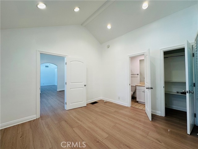 Detail Gallery Image 35 of 75 For 5148 Otis Ave, Tarzana,  CA 91356 - 4 Beds | 4 Baths