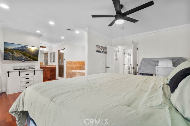 19692 Rowan Avenue, Rialto CA: https://media.crmls.org/medias/fd88f07c-47b2-41a7-ada7-2c5ccc11916c.jpg