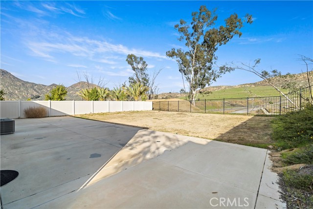 Detail Gallery Image 39 of 66 For 8044 Country Mile Ln, Riverside,  CA 92507 - 5 Beds | 3/1 Baths