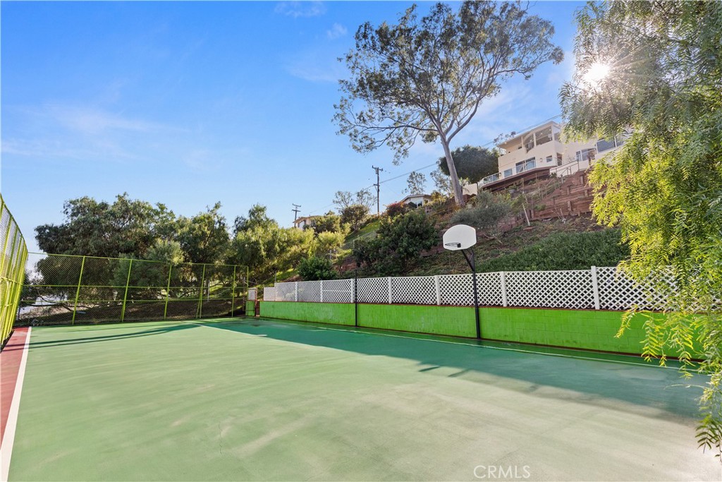 MLS #OC25263563 image #24