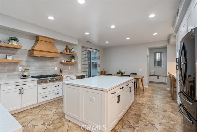 Detail Gallery Image 15 of 66 For 8111 Finch St, Corona,  CA 92880 - 5 Beds | 3 Baths
