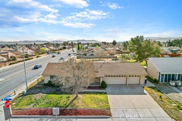 Detail Gallery Image 32 of 36 For 12885 Triple Tree, Victorville,  CA 92392 - 2 Beds | 2 Baths