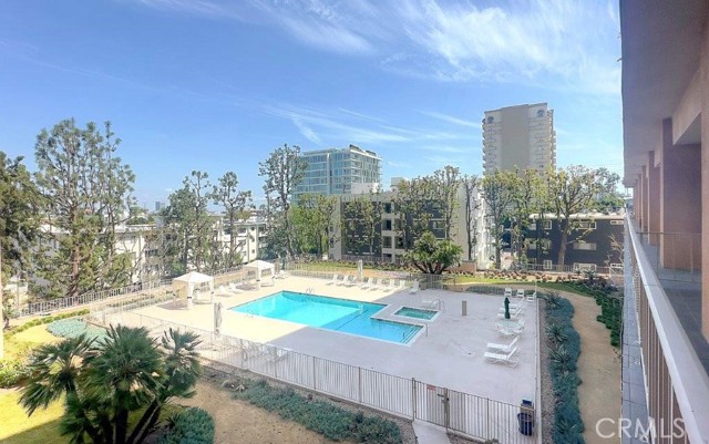 Detail Gallery Image 18 of 30 For 100 S Doheny Dr #409,  Los Angeles,  CA 90048 - 1 Beds | 1/1 Baths