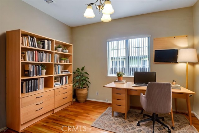 2364 6th Street, La Verne CA: https://media.crmls.org/medias/fd8b8424-49d8-419d-adc8-6a851aa34a43.jpg