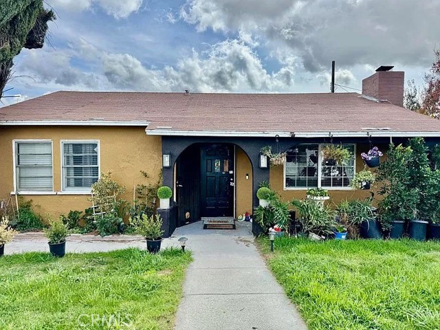 Detail Gallery Image 1 of 3 For 2356 W Hays St, Banning,  CA 92220 - 2 Beds | 1 Baths