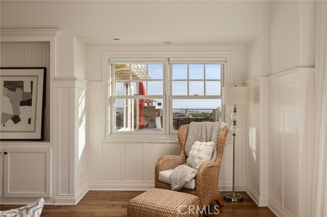 633 Rockford Road, Corona del Mar CA: https://media.crmls.org/medias/fd8bbe29-52c3-4729-b50d-048ada760b08.jpg